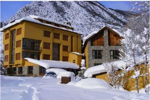 Hotel Restaurant Castellarnau Escaló エクステリア 写真