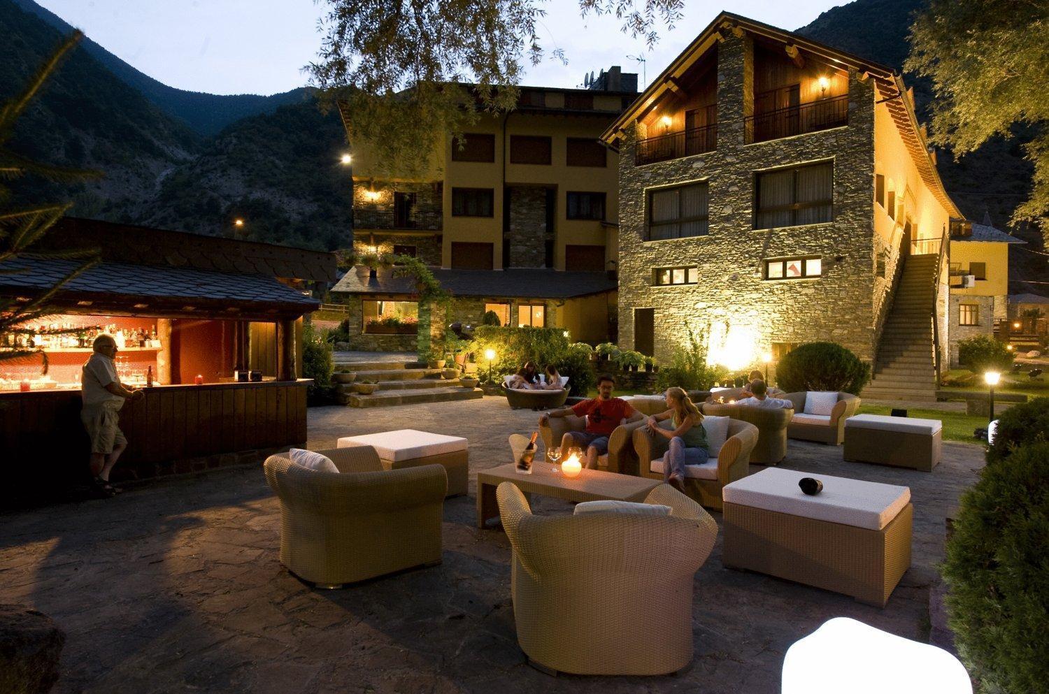 Hotel Restaurant Castellarnau Escaló エクステリア 写真